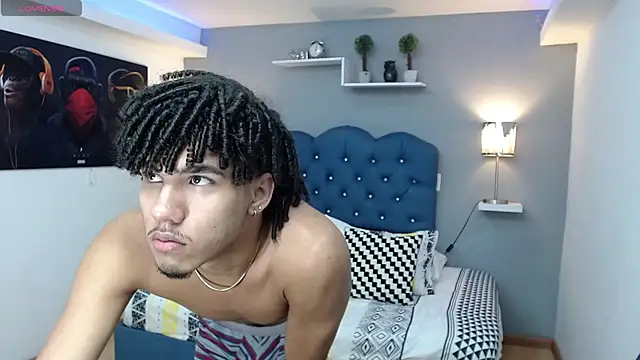 Snapshot of danny_hunt chatting on March 22, 1:19 pm danny hunt online show from March 22, 1:19 pm