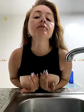 Snapshot of IvannaDivina chatting on September 29, 4:56 pm IvannaDivina online show from September 29, 4:56 pm