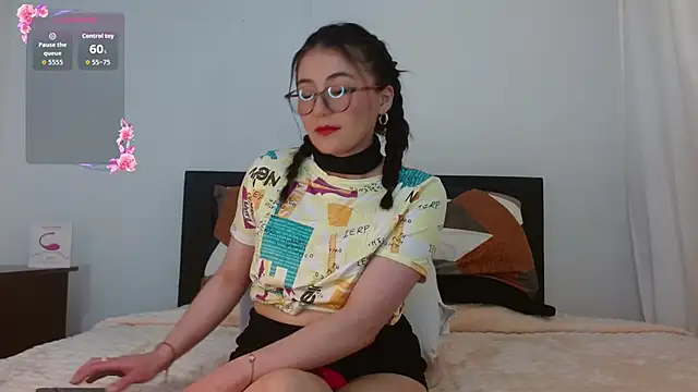 Salma Tori online show from December 4, 12:20 am