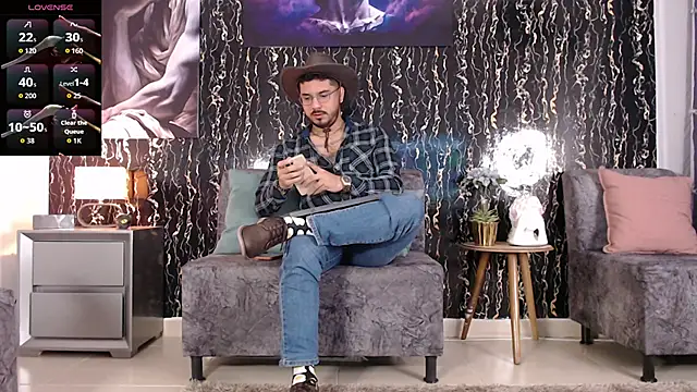 Snapshot of samuelcoopeer chatting on December 2, 3:03 pm samuelcoopeer online show from December 2, 3:03 pm