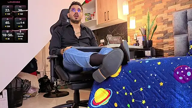 samuelcoopeer online show from February 26, 7:47 pm