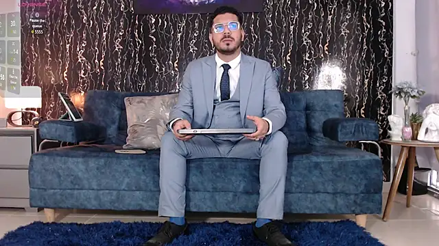 Snapshot of samuelcoopeer chatting on November 1, 12:32 pm samuelcoopeer online show from November 1, 12:32 pm