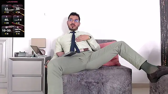 samuelcoopeer online show from December 19, 4:09 pm