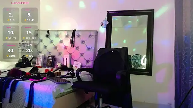 gisell taylor18 online show from March 4, 12:02 pm