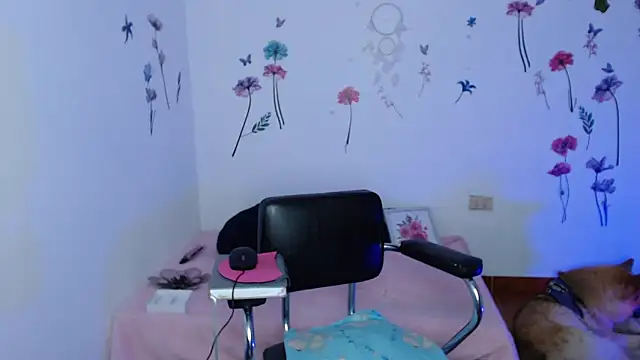 Snapshot of mariaana__222 chatting on February 28, 2:55 am mariaana 222 online show from February 28, 2:55 am