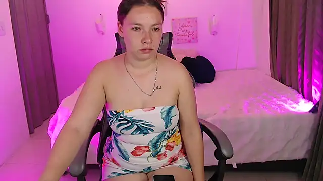 mariaana  222 online show from April 6, 3:35 am