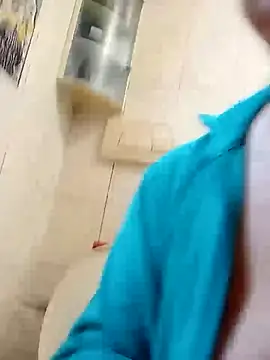 JessicaItalia online show from October 15, 9:50 am