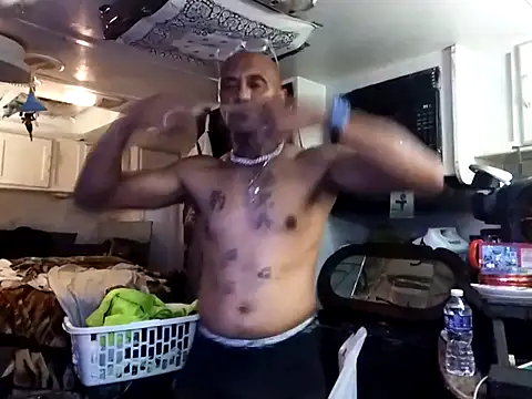 badboy2u2025 online show from November 22, 3:55 pm