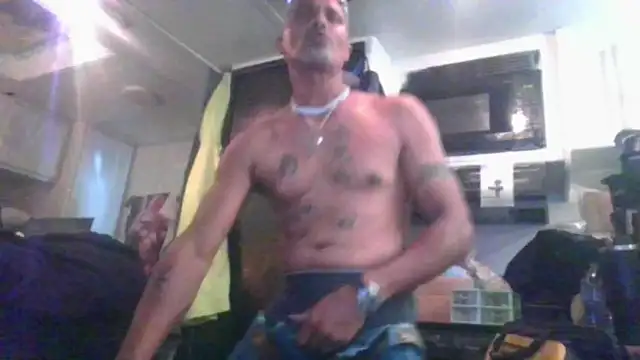 badboy2u2025 online show from November 9, 8:13 pm