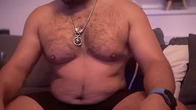 CloudyMuscleBeefy online show from October 18, 11:29 pm