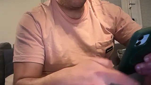 CloudyMuscleBeefy online show from April 9, 6:15 am