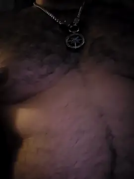 Snapshot of CloudyMuscleBeefy chatting on December 22, 4:45 am CloudyMuscleBeefy online show from December 22, 4:45 am