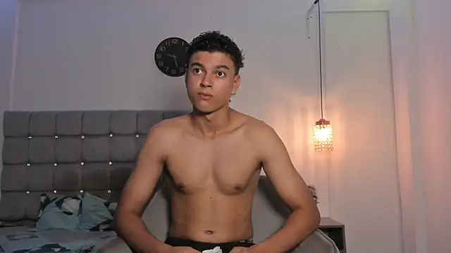 Santy Stump online show from November 24, 8:20 pm