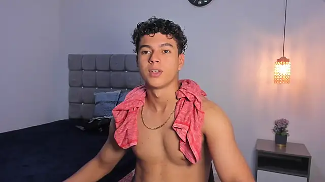 Santy Stump online show from February 12, 10:20 pm