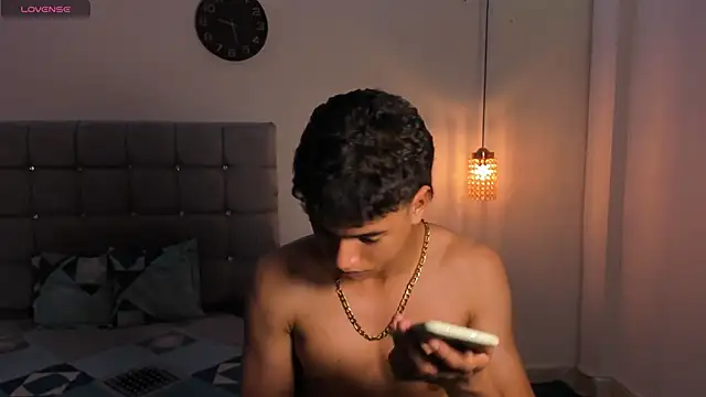 Santy Stump online show from November 22, 9:46 pm