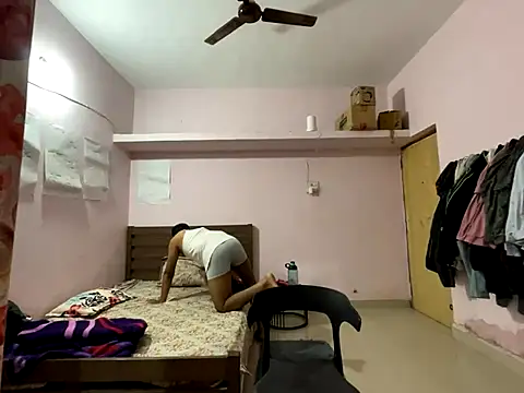 Snapshot of midnight_24 chatting on September 18, 11:02 am midnight 24 online show from September 18, 11:02 am