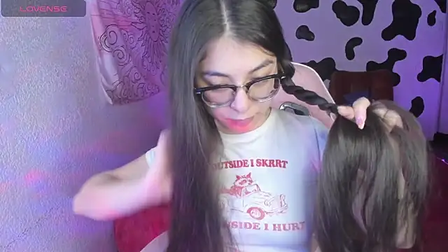 Snapshot of abbie_jensen_ chatting on November 6, 12:14 am abbie jensen online show from November 6, 12:14 am