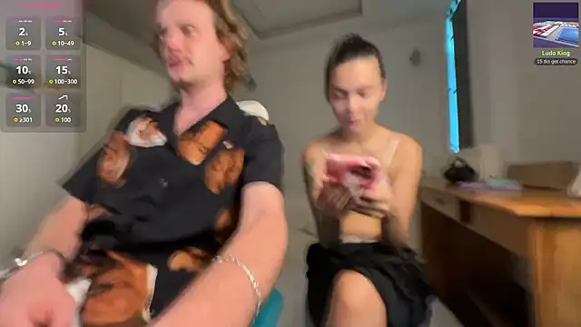 Morphiturata online show from February 19, 7:49 am