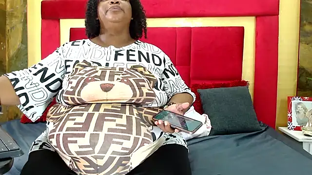 Exoticbigmandy online show from December 19, 9:39 pm