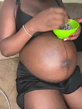 bignipple254 online show from March 18, 8:43 pm