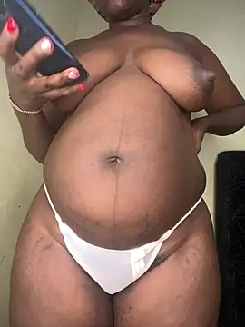 bignipple254 online show from July 18, 9:01 pm