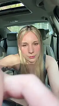 SabrinaRosed online show from April 18, 2:52 pm