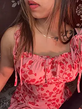 Scarlett 1819 online show from February 12, 5:13 pm