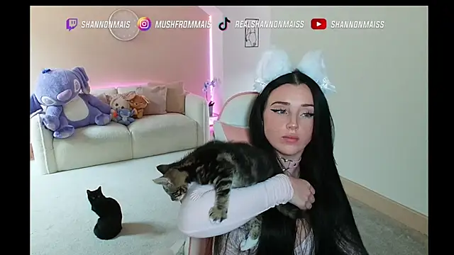 Snapshot of itsmais chatting on October 23, 11:31 am itsmais online show from October 23, 11:31 am