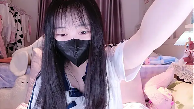 Snapshot of love-uiui chatting on November 18, 2:20 pm love-uiui online show from November 18, 2:20 pm