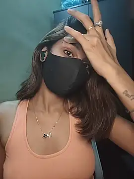 Snapshot of Isha_Sax chatting on February 3, 12:54 pm Isha Sax online show from February 3, 12:54 pm