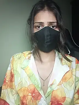 Isha Sax online show from October 26, 8:09 pm