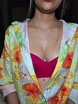 Snapshot of Isha_Sax chatting on June 29, 1:33 pm Isha Sax online show from June 29, 1:33 pm