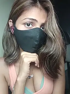 Snapshot of Isha_Sax chatting on December 17, 7:13 am Isha Sax online show from December 17, 7:13 am