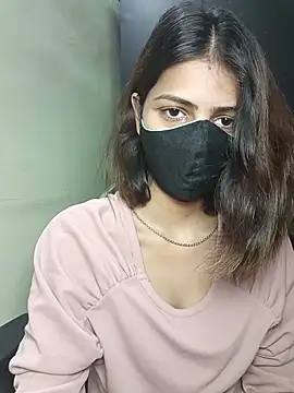 Isha Sax online show from November 5, 1:03 pm