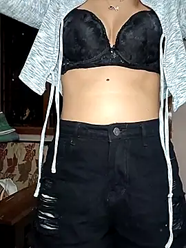 Snapshot of Isha_Sax chatting on February 21, 5:59 pm Isha Sax online show from February 21, 5:59 pm