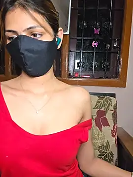 Isha Sax online show from March 28, 6:42 pm