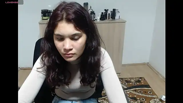 Snapshot of MalloryMyers chatting on September 16, 7:48 pm MalloryMyers online show from September 16, 7:48 pm