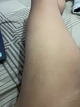 Snapshot of USUARIO-23 chatting on February 10, 9:14 pm USUARIO-23 online show from February 10, 9:14 pm