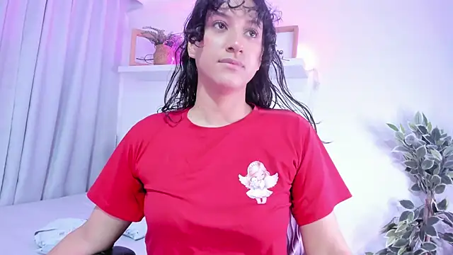 niia7 online show from April 10, 7:54 pm