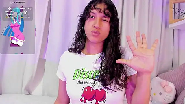 niia7 online show from February 6, 7:43 pm