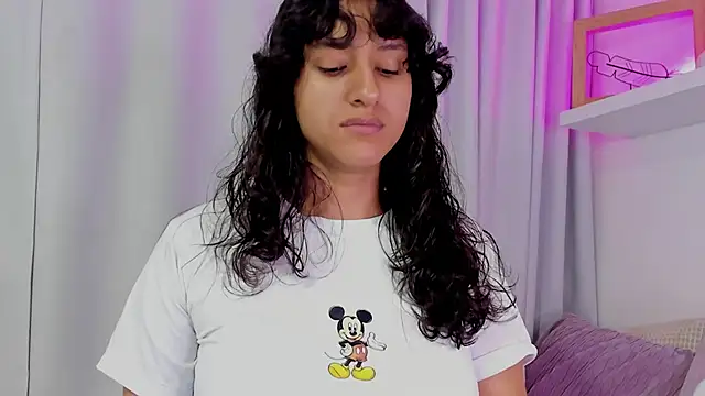 niia7 online show from February 20, 7:38 pm