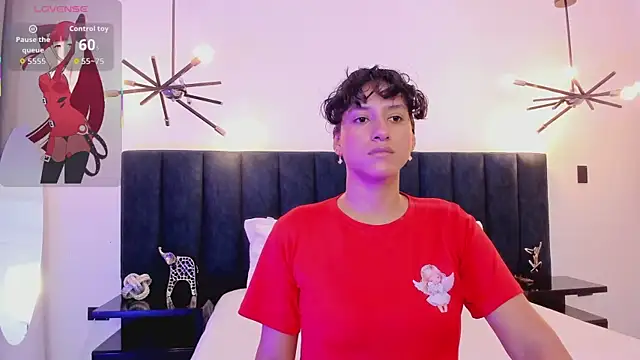 niia7 online show from November 20, 7:36 pm