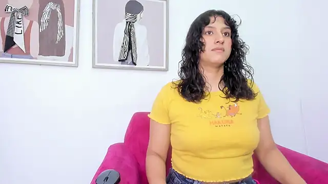 Snapshot of niia7 chatting on July 18, 7:00 pm niia7 online show from July 18, 7:00 pm