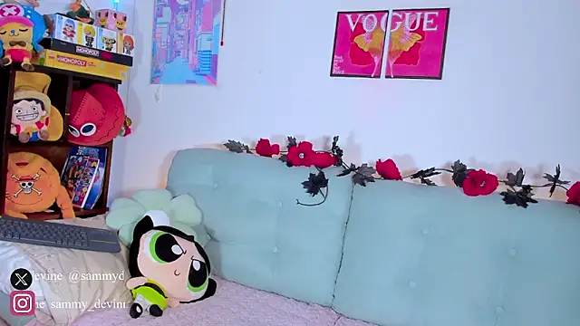 sammy devinne online show from April 10, 9:00 pm