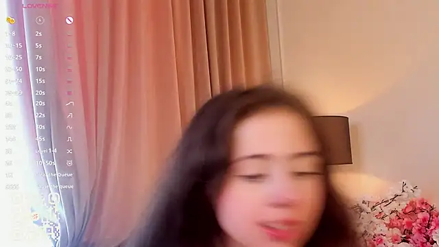 Snapshot of JulianaChapel chatting on September 22, 8:42 am JulianaChapel online show from September 22, 8:42 am