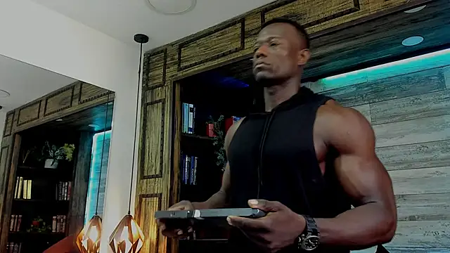 MarcusBlack  online show from December 1, 11:33 am