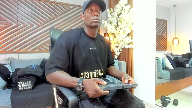 MarcusBlack  online show from October 11, 11:55 am