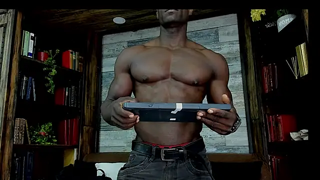 MarcusBlack  online show from December 16, 11:47 am