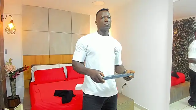 MarcusBlack  online show from February 5, 11:39 am