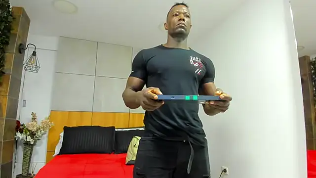 MarcusBlack  online show from February 24, 11:33 am